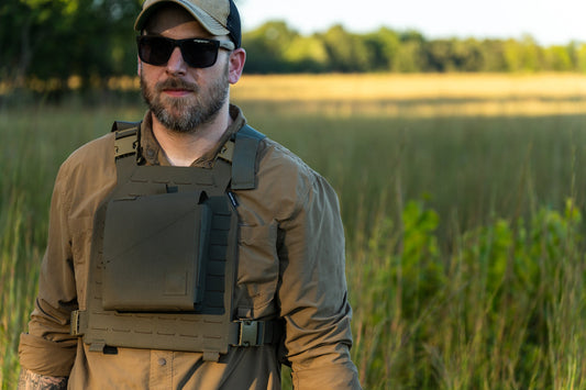 Bino Harness vs Chest Rig for Saddle Hunting